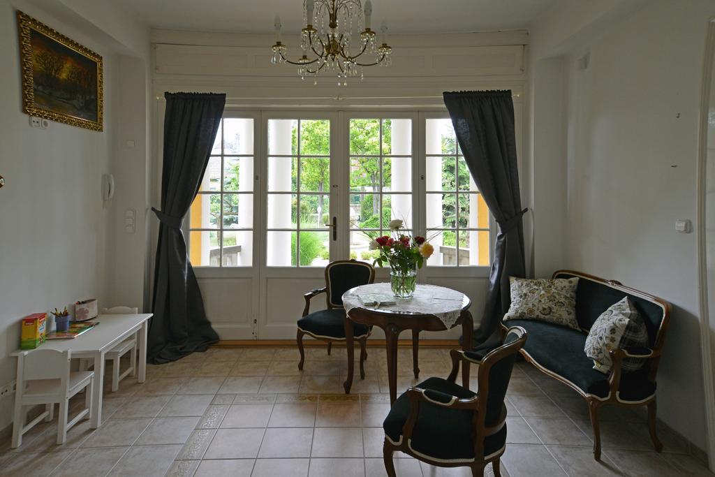 Siofok Villa الغرفة الصورة